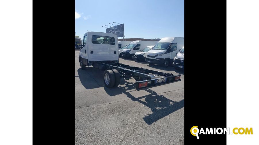 Iveco Mod. IVECO Vers. IVECO | Leggero Cabinato <= 35 q.li Telaio | INDUSTRIAL CARS S.P.A