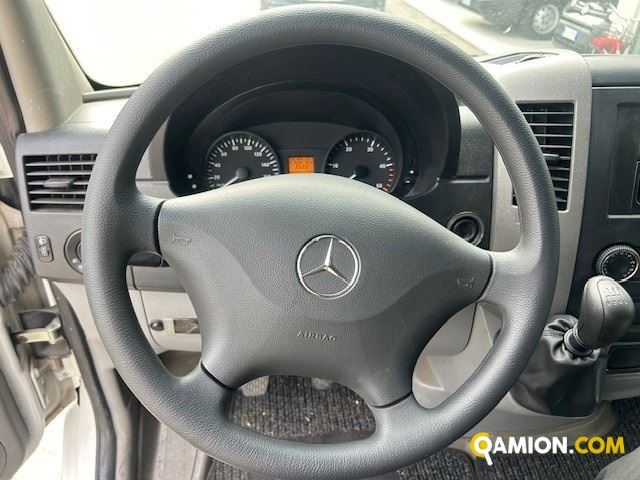 Mercedes Mod. MERCEDES V.I. Vers. MERCEDES V.I. | Leggero Cabinato <= 35 q.li Isotermico / coibentato | INDUSTRIAL CARS S.P.A