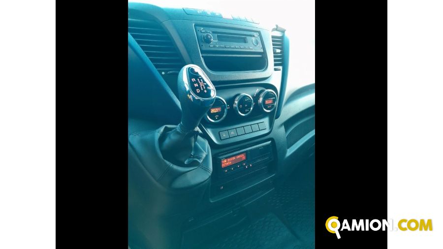 Iveco Mod. IVECO Vers. IVECO | Leggero Cabinato > 35 q.li Furgonato con sponda | INDUSTRIAL CARS S.P.A