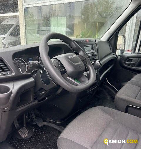 Iveco Mod. IVECO Vers. IVECO | Leggero Cabinato <= 35 q.li Furgone di serie / Van | INDUSTRIAL CARS S.P.A