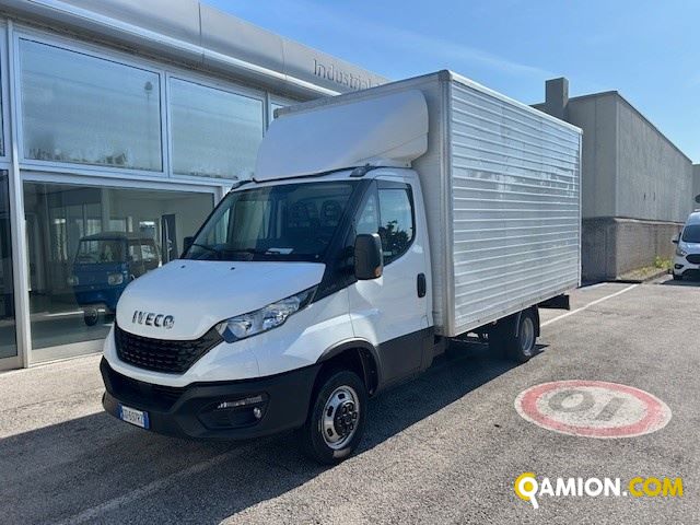 Iveco Mod. IVECO Vers. IVECO | Leggero Furgone <= 35 q.li Furgonato | INDUSTRIAL CARS S.P.A