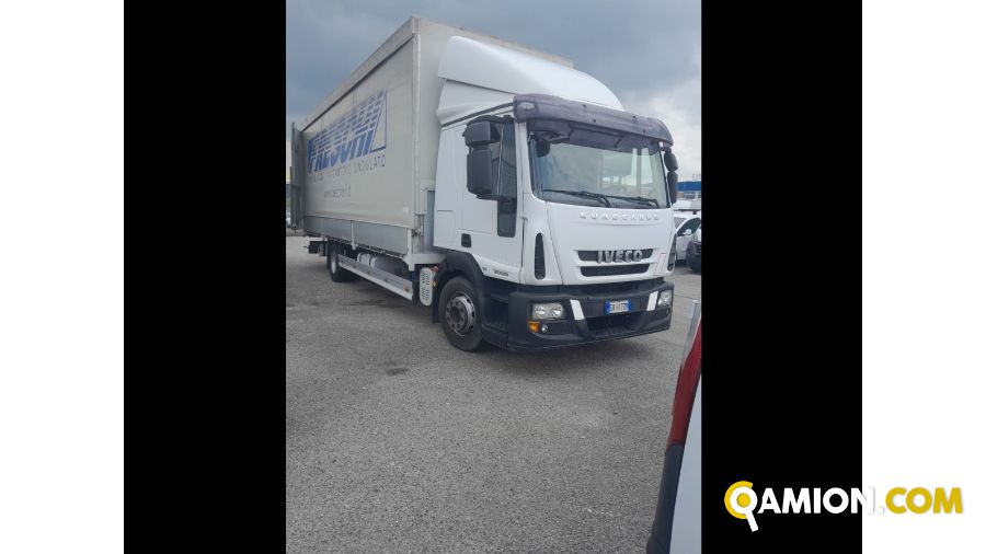 Iveco Mod. IVECO Vers. IVECO | Leggero Cabinato > 35 q.li Scarrabile con gancio | INDUSTRIAL CARS S.P.A