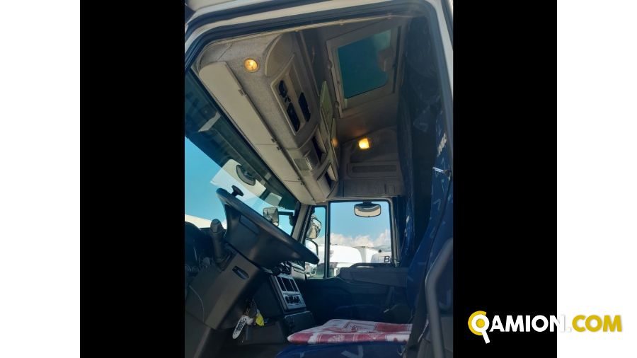 Iveco Mod. IVECO Vers. IVECO | Motrice Cassone fisso con centina | INDUSTRIAL CARS S.P.A