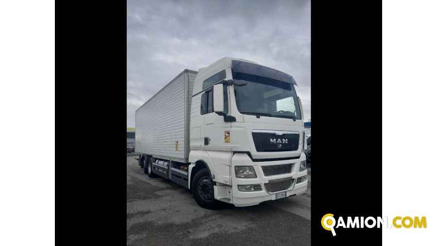 Man Mod. MAN Vers. MAN | Motrice Scarrabile con gancio | INDUSTRIAL CARS S.P.A