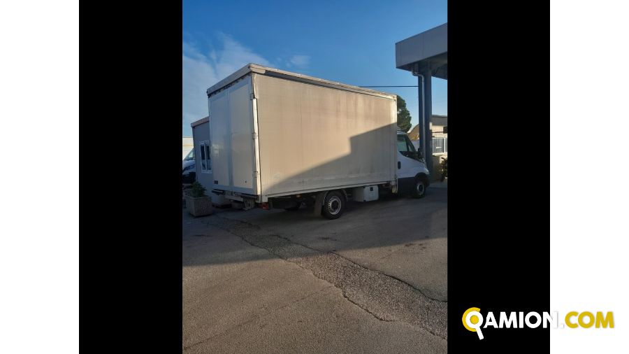 Iveco Mod. IVECO Vers. IVECO | Leggero Cabinato <= 35 q.li Cassone fisso con centina | INDUSTRIAL CARS S.P.A