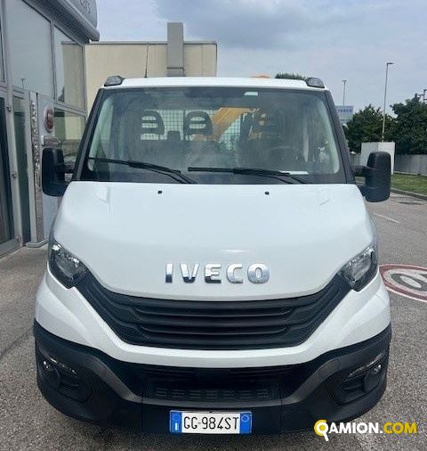 Iveco Mod. IVECO Vers. IVECO | Leggero Furgone <= 35 q.li Furgonato con sponda | INDUSTRIAL CARS S.P.A