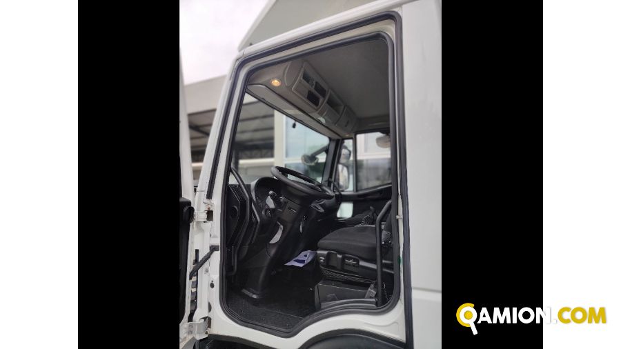 Iveco Mod. IVECO Vers. IVECO | Leggero Cabinato > 35 q.li Cassone fisso con centina con sponda | INDUSTRIAL CARS S.P.A