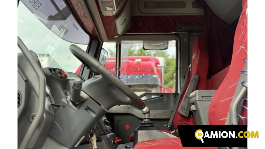 Iveco Stralis 350 2 Assi Q 180 Stralis 350 2 Assi Q 180 | EUROCAR2002 S.R.L.S.