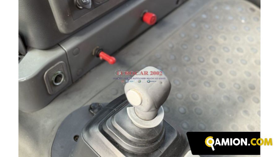 Iveco Stralis 350 2 Assi Q 180 Stralis 350 2 Assi Q 180 | EUROCAR2002 S.R.L.S.