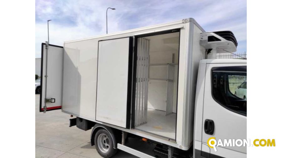 Iveco 50C15 FURGONE ISOTERMICO + FRIGO 50C15 FURGONE ISOTERMICO + FRIGO | Altro Altro | Milano Industrial S.P.A.