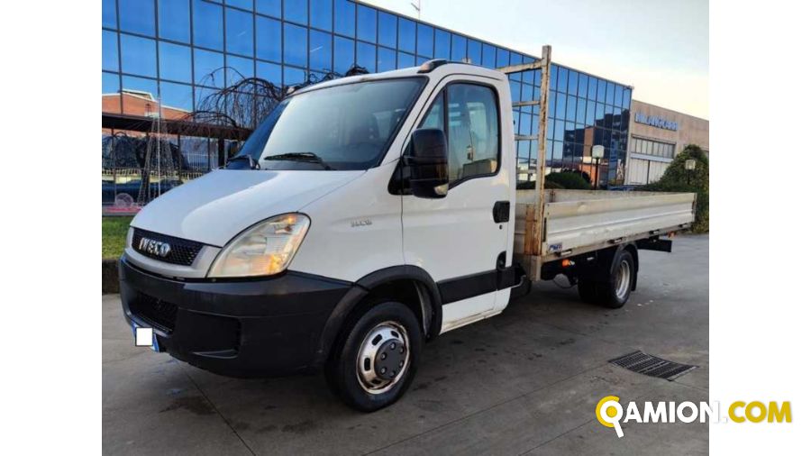Iveco 35C13 CASSONE FISSO | Milano Industrial S.P.A.