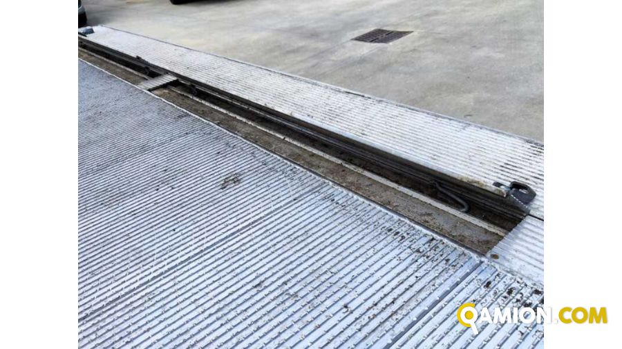 Iveco 72C18/P FURGONE CON SPONDA 72C18/P FURGONE CON SPONDA | Altro Altro | Milano Industrial S.P.A.