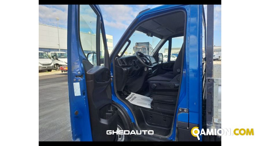 Iveco daily 35 C12 3000 cab. E6d-temp | Leggeri <= 3,5 | GHEDAUTO Veicoli Industriali S.r.l.