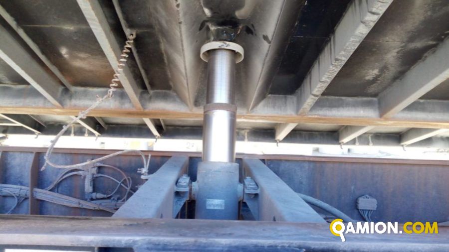 PAGANINI  | Semirimorchio Cassone fisso con Gru | TOSCANDIA SPA