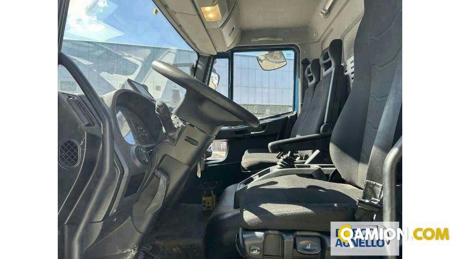 Iveco EUROCARGO ML160E28 EUROCARGO ML160E28 | Motrice Cassone fisso con Gru | Borgo Agnello S.p.A.
