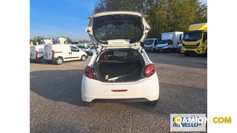 Peugeot 208 208 | Leggero Furgone > 35 q.li Altro | Borgo Agnello S.p.A.