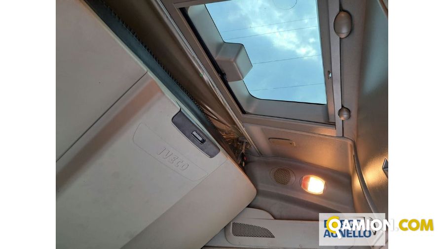 Iveco STRALIS CABINATO AS260S48 XP STRALIS CABINATO AS260S48 XP | Motrice Cassone fisso con centina | Borgo Agnello S.p.A.