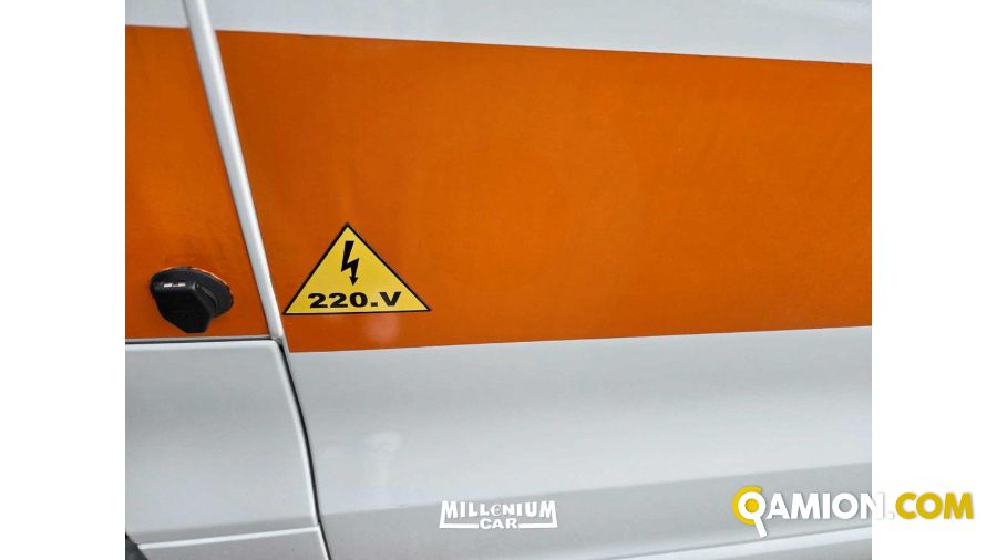 Opel VIVARO vivaro | Millenium Car