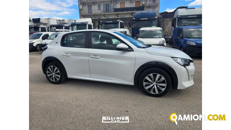 Peugeot 208 208 | Millenium Car