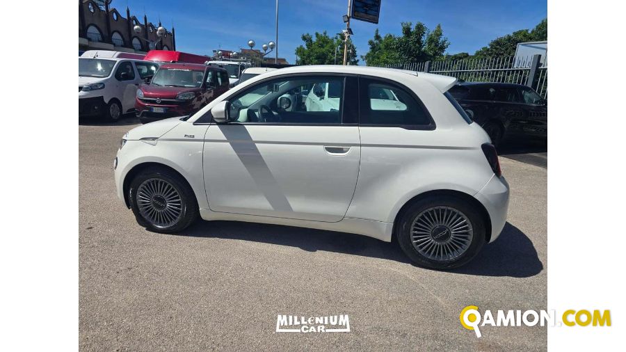 Fiat 500e 500 | Millenium Car
