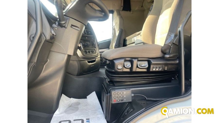 IVECO Stralis Hi Way 260 2016 Stralis Hi Way 260 2016 Stralis motrice 3 assi 420cv centina e sponda  | Altro Altro | AUTO INDUSTRIALE BERGAMASCA SPA